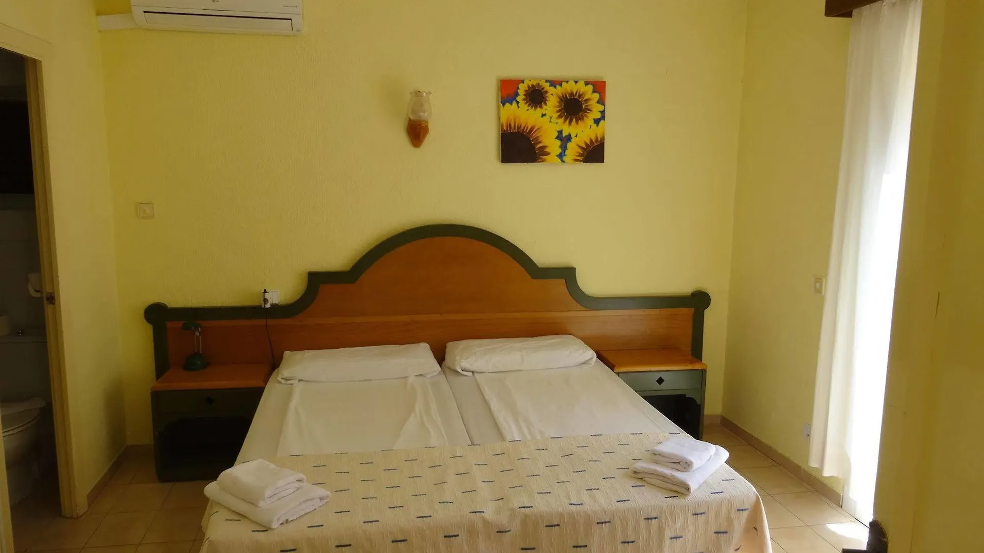 Hostal Amistad Paguera Spain