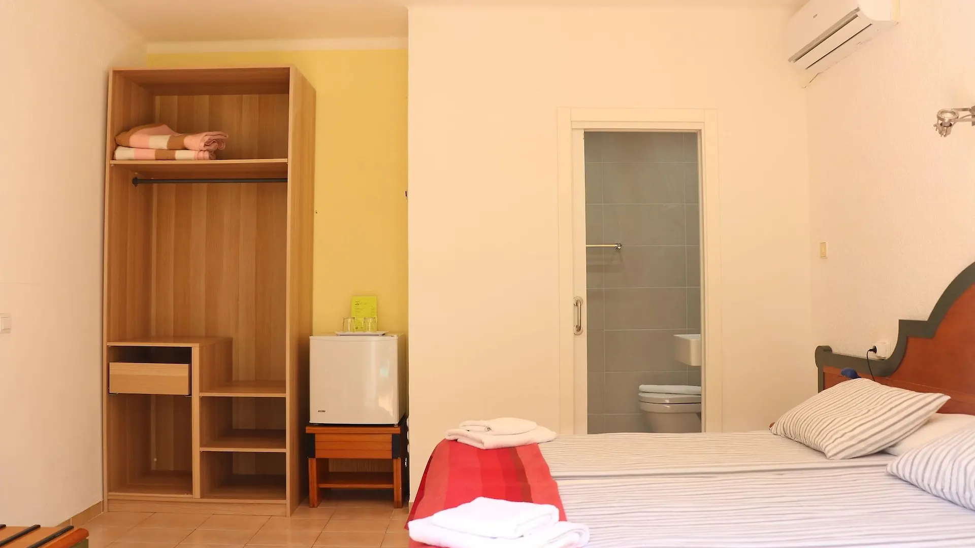 Hotel Hostal Amistad Paguera