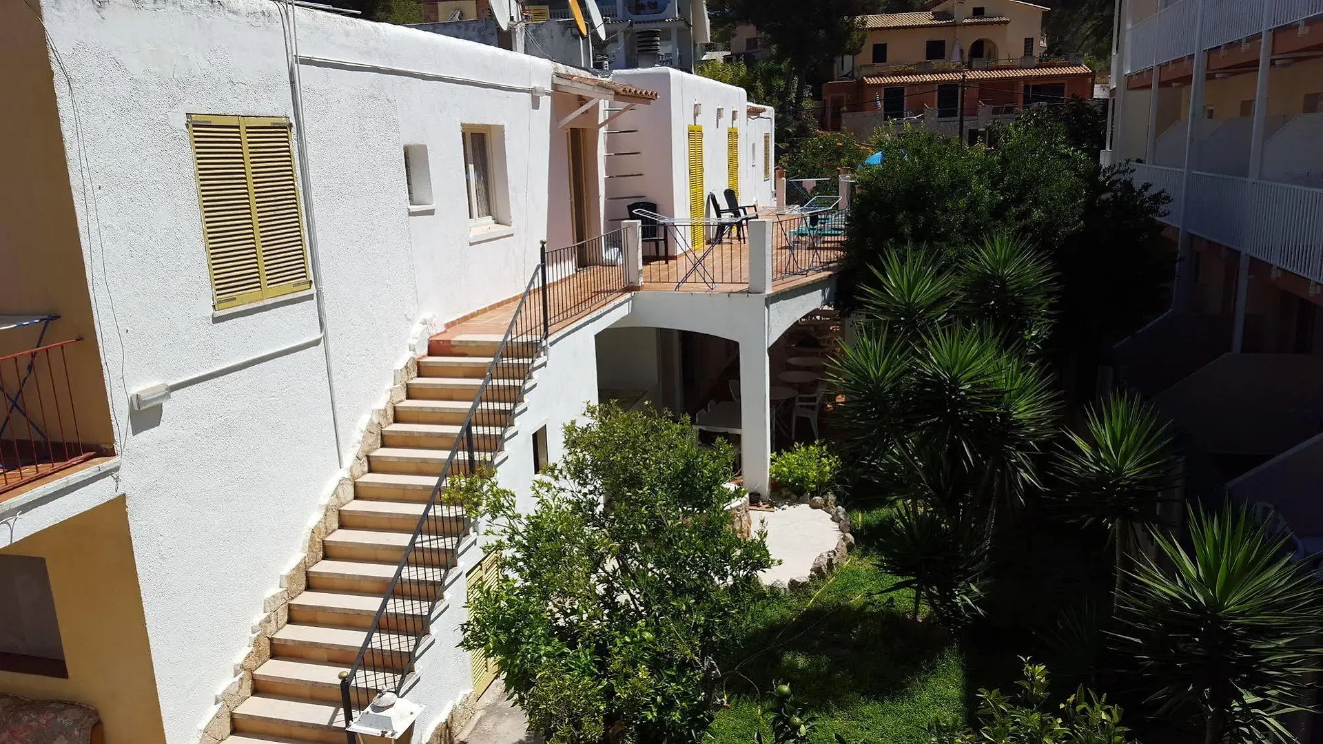 Hostal Amistad Paguera Hotel